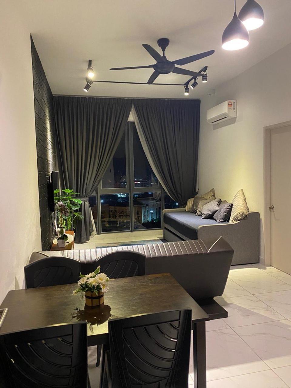 Niks Troika Homestay โกตาบารู ภายนอก รูปภาพ